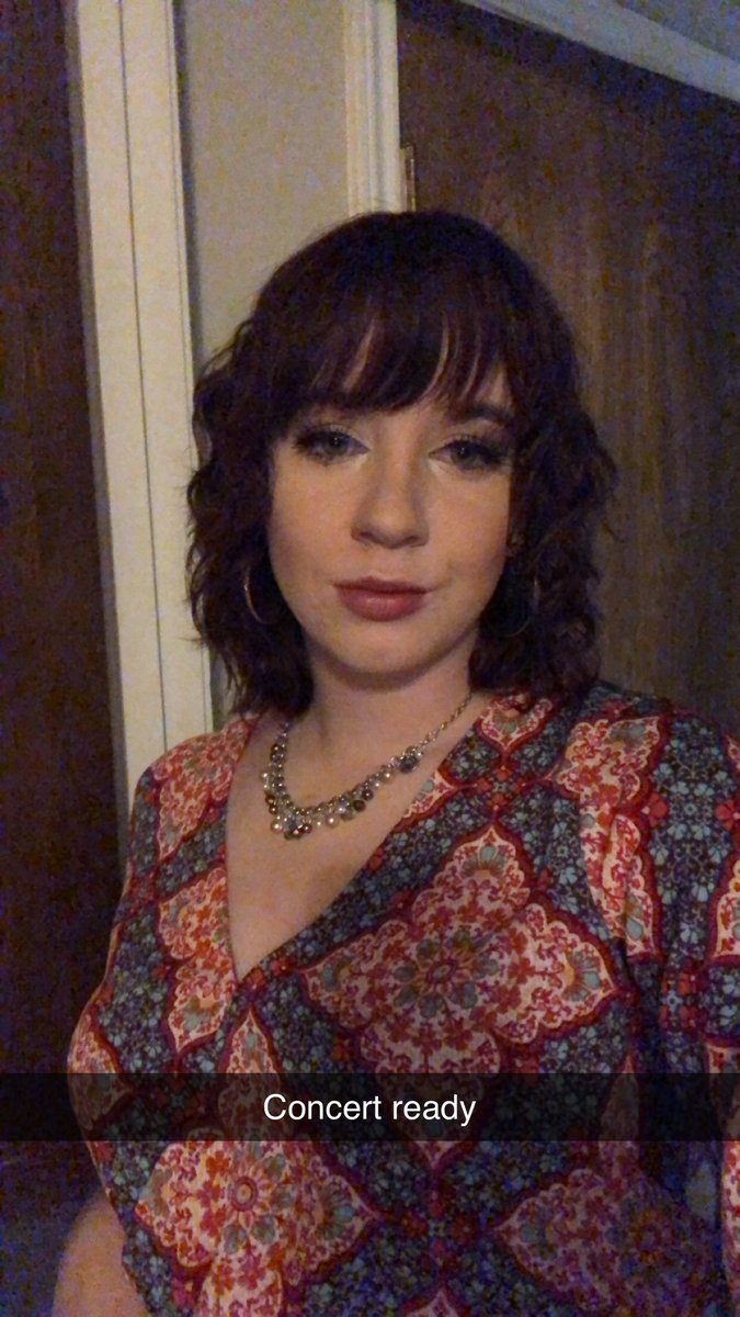 celiaann35's tweet photo. I hated the hair -  but now I kinda dig it https://t.co/xRAhradCZs
