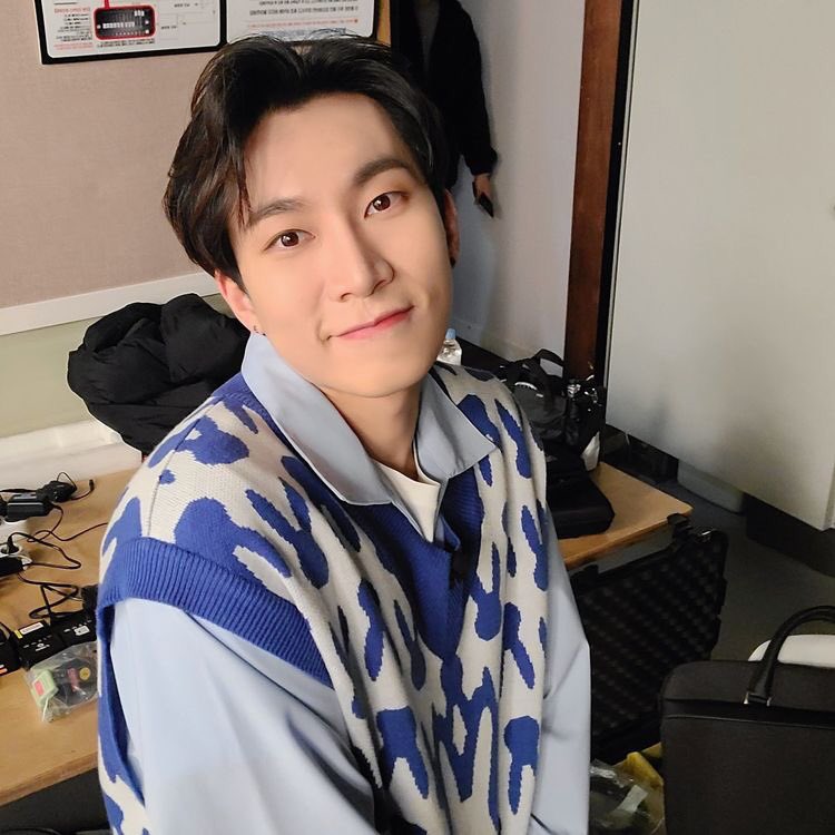 dyedyecheonsa's tweet photo. happy birthday my precious,seo eunkwang💙🥰🦋

VOCAL KING EUNKWANG DAY
#HAPPY_SILVERLIGHT_DAY
#서은광_생일_모두_박수쳐
@OFFICIALBTOB
@BTOB_SEKwang https://t.co/NdUbKRXBro