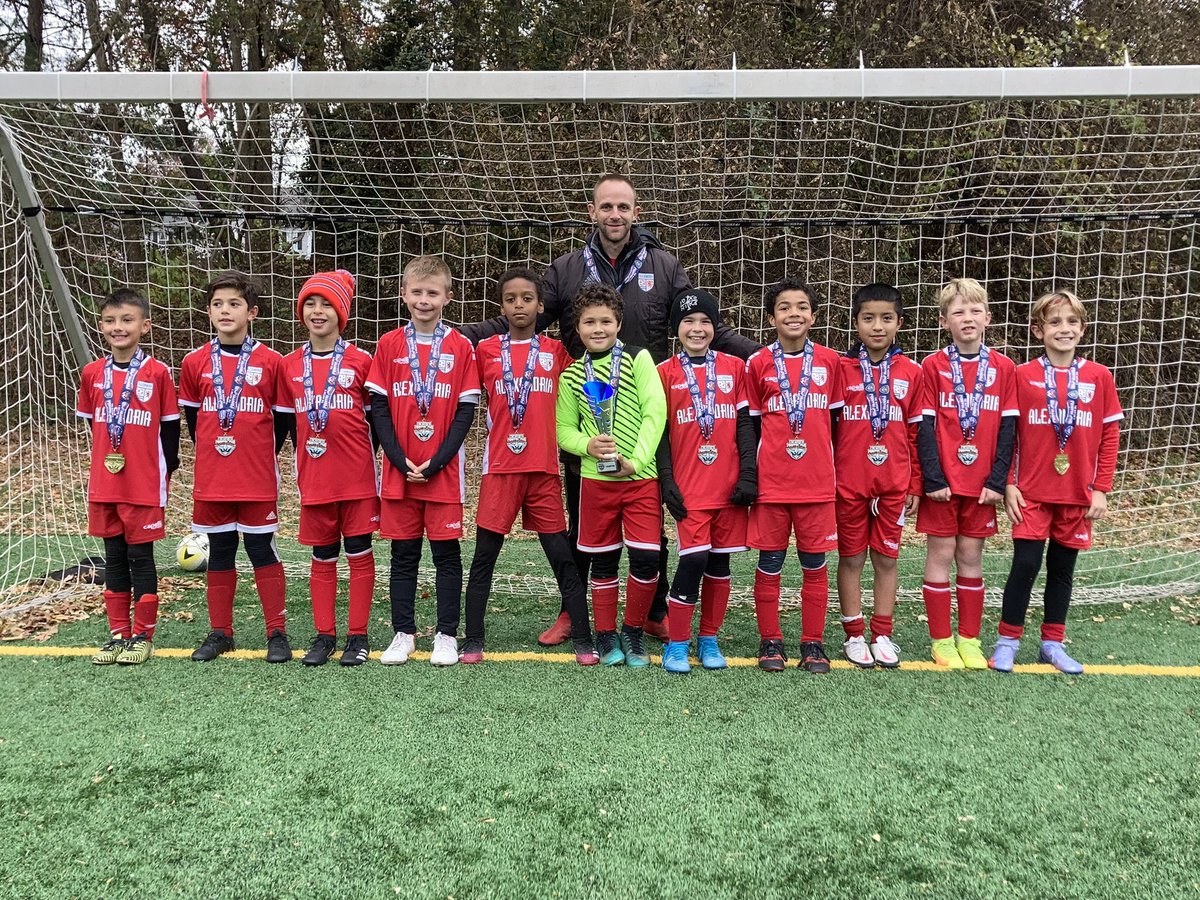 Size5Ball's tweet photo. #Champions :: Shout-out to the @AlexandriaSoc #Alex2012BoysRed for winning the #NationsCapitalCup tournament. Well done boys &amp; Coach @BenHawkins8 #ASA w/ @HSmithChaperon https://t.co/aFzGhrrfCb