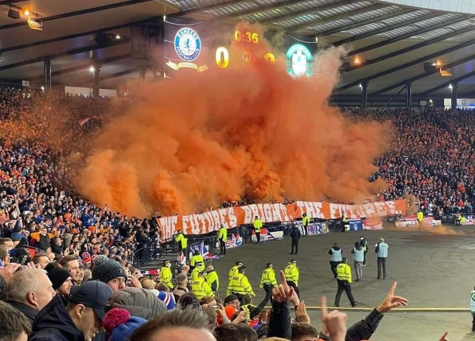 BigPatsy01's tweet photo. When the smoke cleared they were 3 nil down.... https://t.co/SifZ1f1aOU