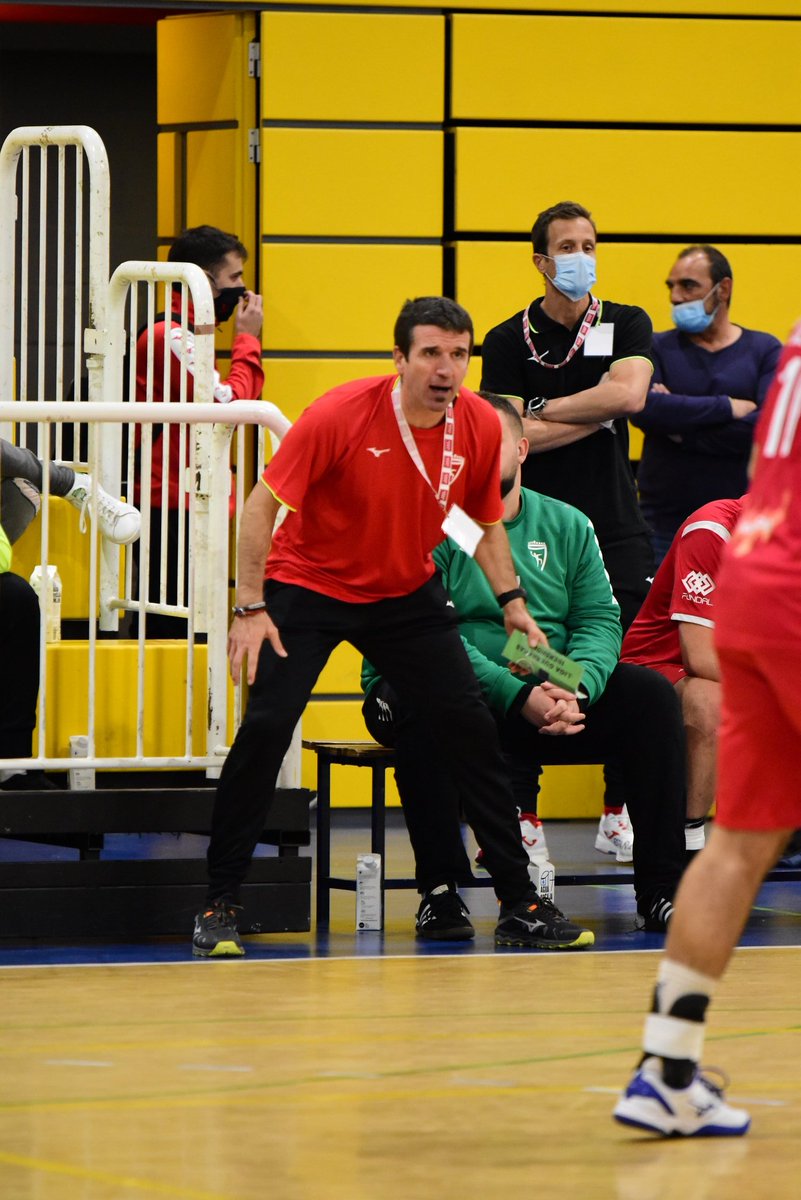 EQUIPO...
COMPROMISO...
ESPIRITU COMPETITIVO...
No puedo pedir más, afortunado de poder disfrutar de cada partido...
<a href="/bmalcobendas/">Balonmano Alcobendas</a>
#ConectaTuPasión