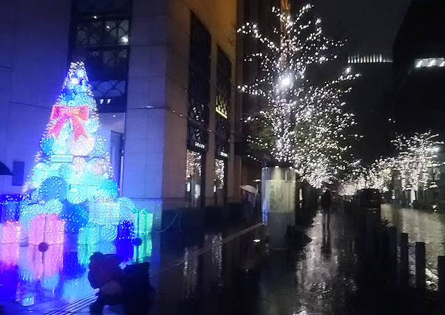Craftbeer_HighB's tweet photo. 🚶‍♀️Walking🚶‍♂️
🎄クリスマス風景
今年は楽しめそうですね
解説員を勤める #気象庁気象科学館 も通常営業になり
最近話題の海底火山噴火で噴出した軽石も新規展示開始
イルミネーションの楽しみついでにご来館ください
#ハイB 😀
#Highlandport #craftbeer #HighB #気象予報士 https://t.co/wiymXTQz9U