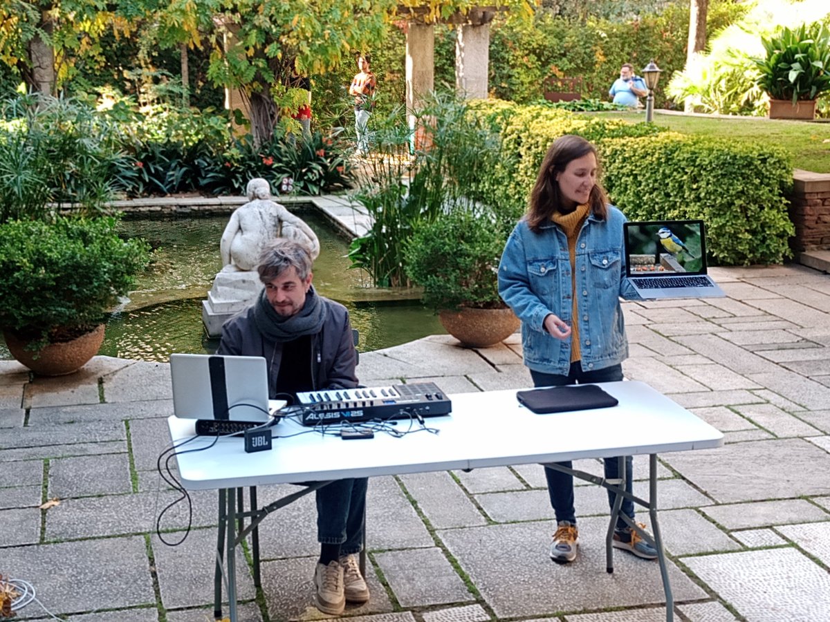 nereachocolate's tweet photo. Taller de creació musical a partir dels sons dels ocells del parc de Collserola al Jardí de la Fundació Julio Muñoz Ramonet. Gràcies @beGun_music #BeGun @AndreaLamount #SoundEarthLegacy #PlanetaryMusic #EcoAcústica #Música #Natura #Naturaleza #Barcelona https://t.co/miWOmUhSvQ