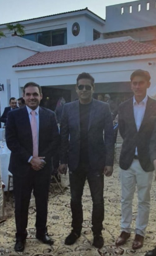 What a pleasure today meeting and talking cricket with these legends of 🇵🇰 🏏  <a href="/AJavedOfficial/">Aqib Javed</a> <a href="/iRashidLatif68/">Rashid Latif | 🇵🇰</a> <a href="/shani_official/">Shan Masood</a>