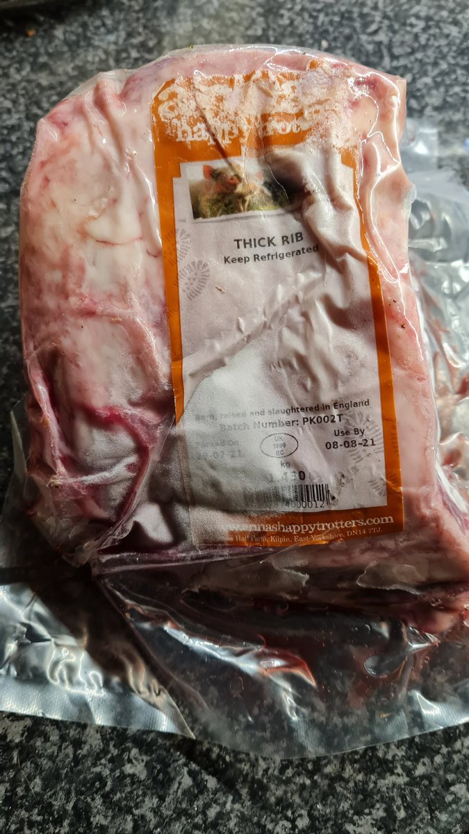 no1sunkfarmer's tweet photo. Defrosting tomorrows dinner #BiteIntoBritish @alison_woodall #rowleybeef packed by @AnnaLongthorp I nominate @louisearable @johanntasker @LouNfu to take the #britishbite https://t.co/OXXi1gaoul