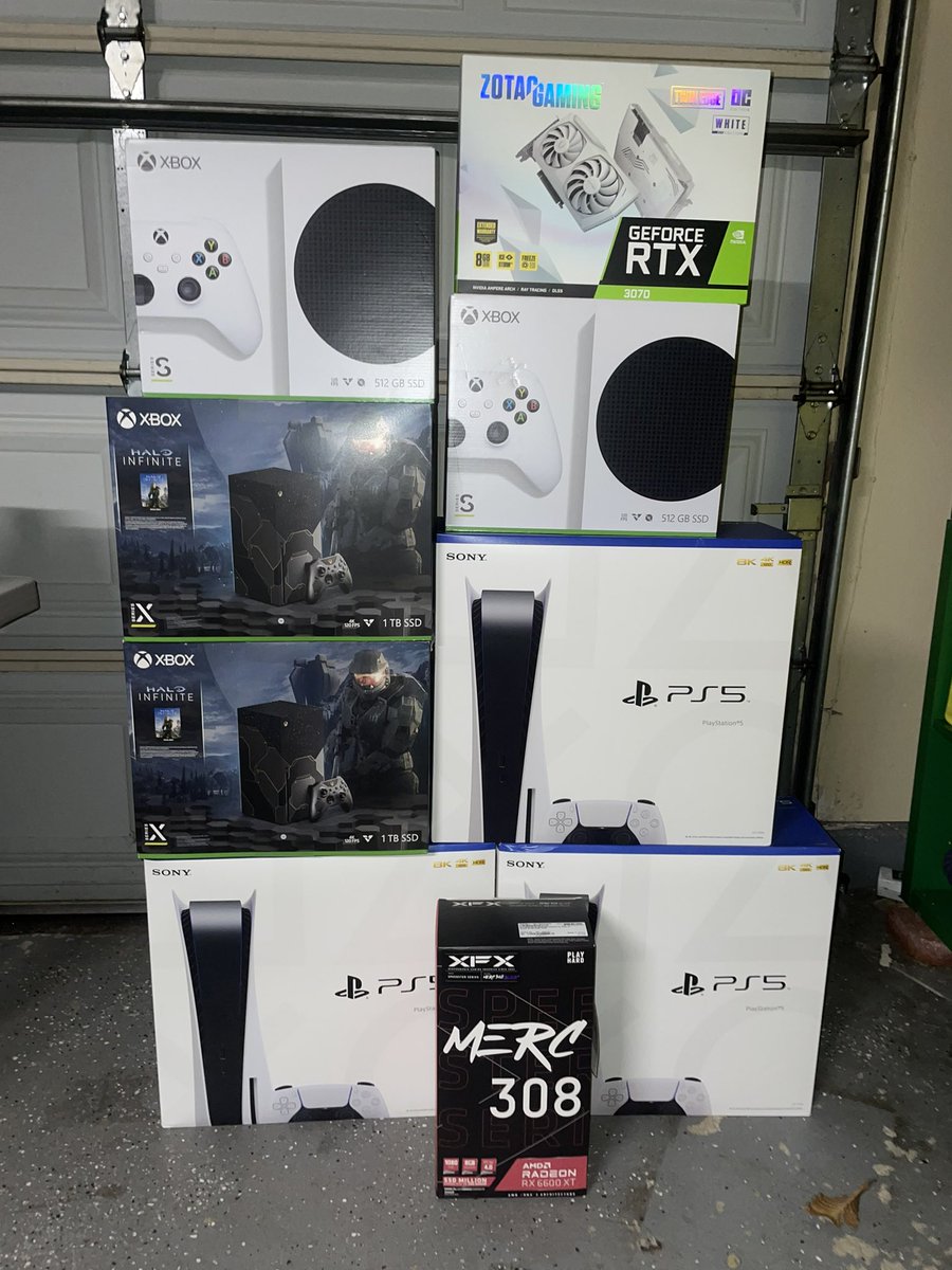 RandysFlips tweet media