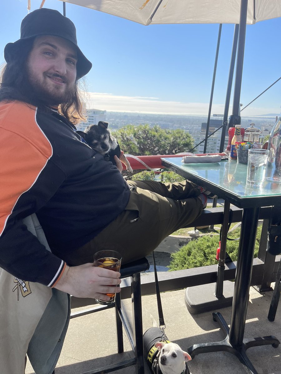 WillTheLandMan's tweet photo. Had a bday breakfast w/ 2 of my doggie children, @welovelaszlo & @whatsawatson ! #TheGriddle lives at Yamashiro as a Skyline experience! Thanks to their maternal parental figure @caitbuttery for taking me to a nice & relaxing spot overlooking LA. The pancakes are still gigantic! https://t.co/LeA7nOLO7C