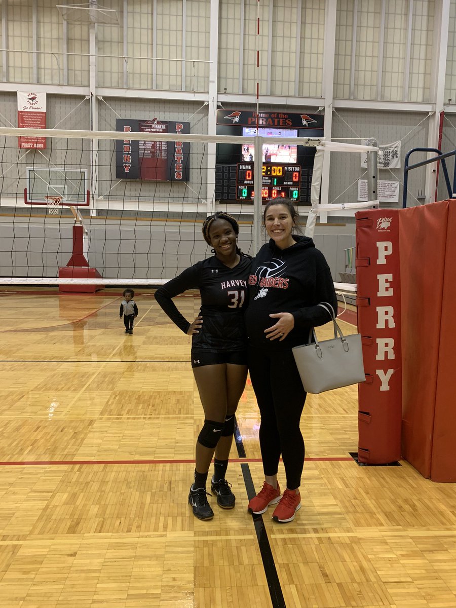 naclarke2019's tweet photo. All Star CVC Match for Monique ❤️🖤
Going to miss this kid #HarveyVB https://t.co/sibmr9Z5Lf