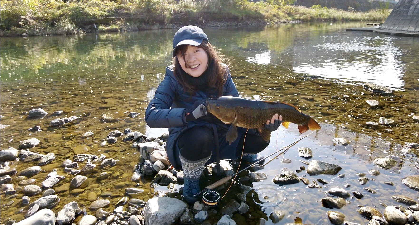 大谷泰子 フライフィッシング 多摩川 フライフィッシング Flyfishing 鯉が釣れました 今夜７時にアップします T Co Iqh1dpwge3 Twitter