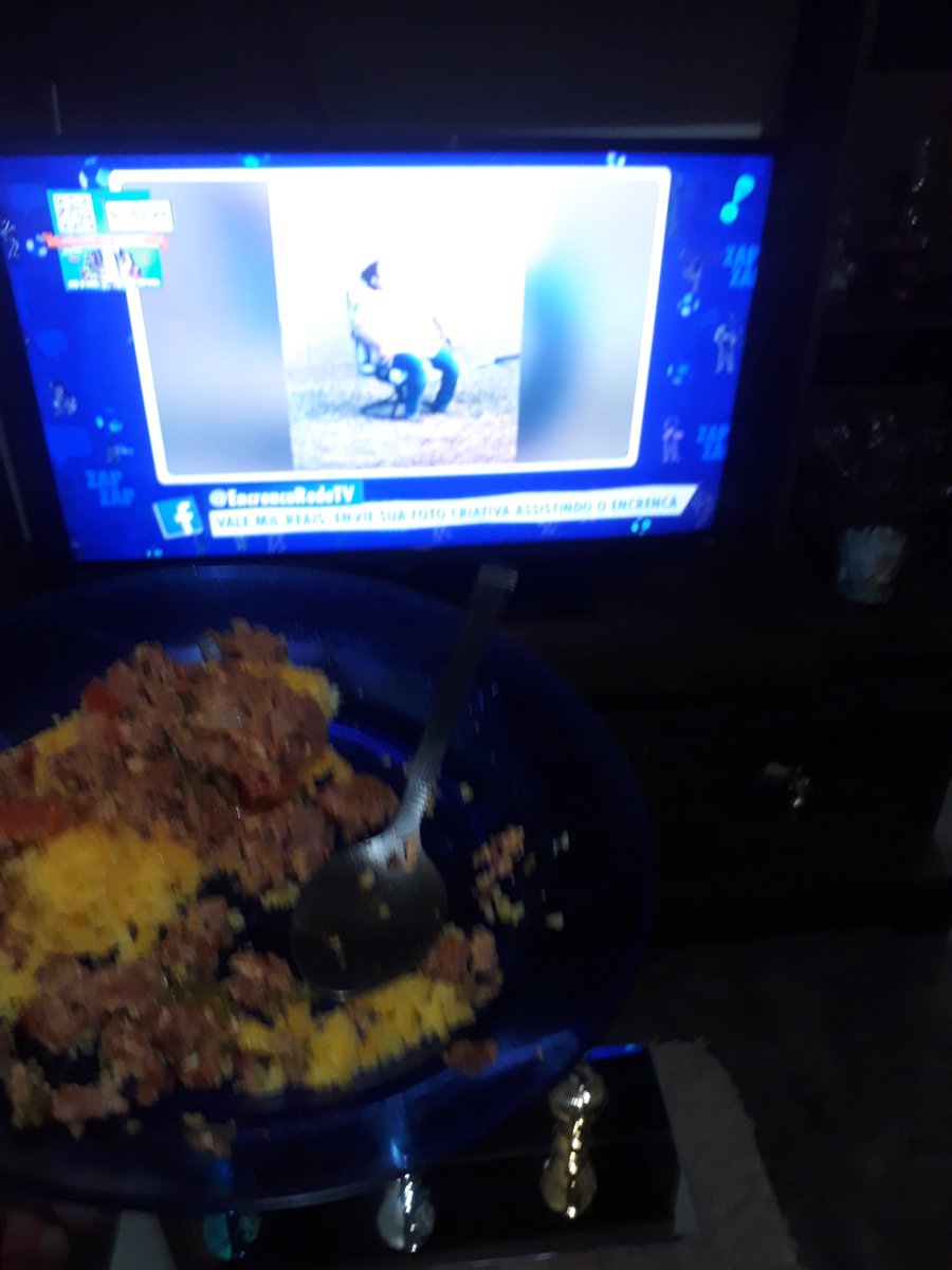 TiagoHernandes8's tweet image. #Zapzap @encrencaredetv 
Nada melhor que o #encrenca e um cuscuz. Itabaianinha-Se