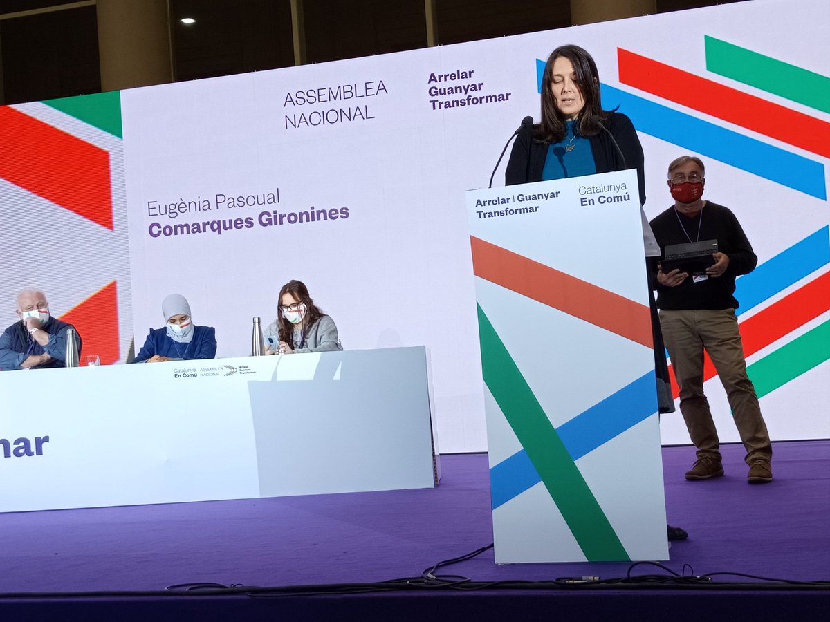 ComunsCCGG's tweet photo. l'Assemblea Nacional de @CatEnComu enceta una etapa il•lusionant cap el 2023. Sumem forces amb Yolanda Díaz, Garzón, Belarra i Oltra per #GuanyarPerTransformar
Des de CCGG, amb direcció renovada i la diputada Laura López a l'executiva nacional, enfortirem el projecte comú
💜💪 https://t.co/e4t28TWgZQ