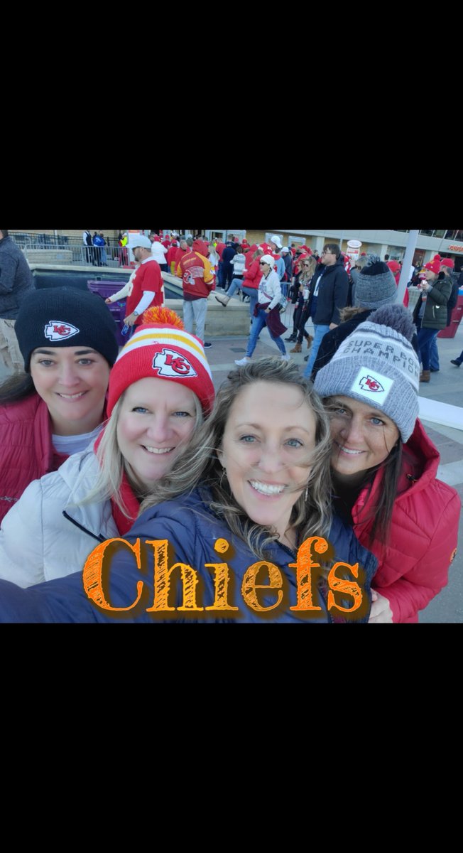 ShanOReilly13's tweet photo. @Chiefs Keep it up!! #ChiefsKingdom https://t.co/kG5lAG2KLS