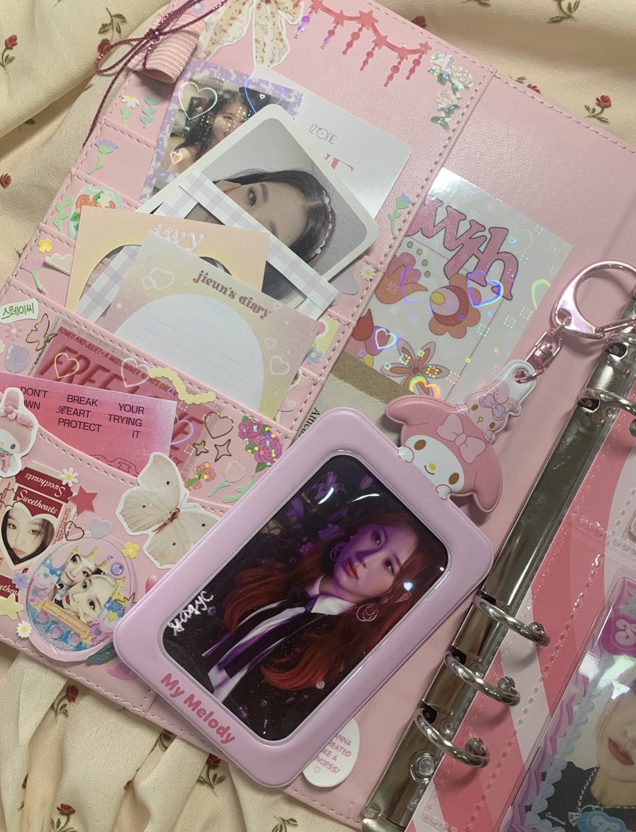 dearcpid's tweet photo. ୧ ׅ ‹𝟥 ۫ #mail4ria ⋄ 𓍯
thank you so much @jieunsdiary for letting me and the others adopt your pcs :< the binder is super pretty and thank you for the surprise chaeyeon pc 🌷💭
𖧧 ࣪ #jieun_fbs 𖤩 ˚ ༘ https://t.co/8EjGb8PKNk