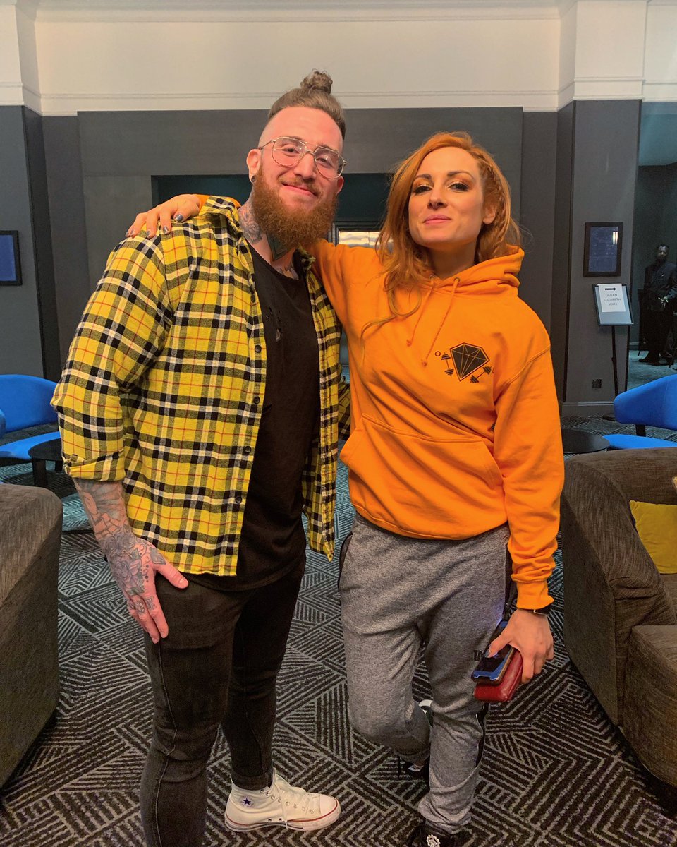 #SurvivorSeries .. Who’s watchin? #TheMan or #CharlotteFlair ?? Photo of @BeckyLynchWWE w/ our owner @richguyiwmc 💎