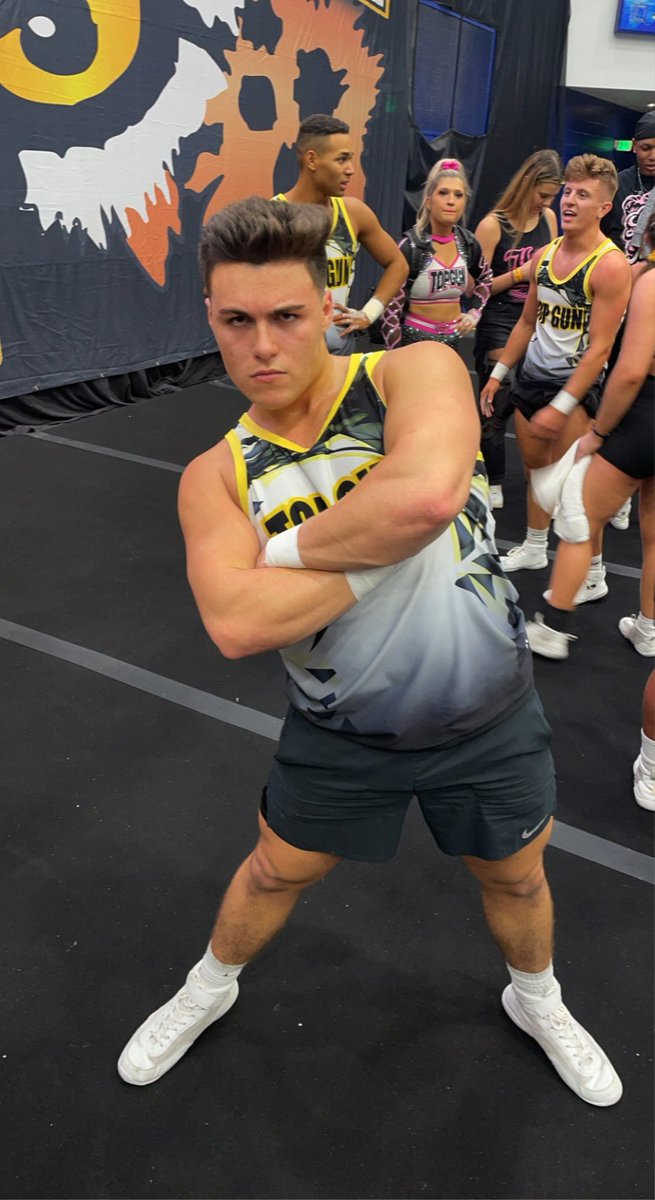 Branden090802's tweet photo. And he killed it with that jump rope @mattleonardd https://t.co/V3gzXSxeBw