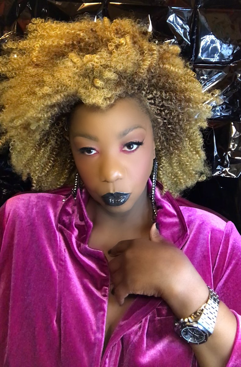 Rockstar Vibes (ft. Cisyia of Amazon Curly Fro Wig: youtu.be/ZwrolifKGRo
#luxuryhair #babyhair 
#shortcurlywig #fro #blondehair #makeup #protectivestyles #tiktok #photographer #sis #vitalpost #protectivestyles #photo #shorthairstyle #amazonwig #blackwomen #straightwig #sewin