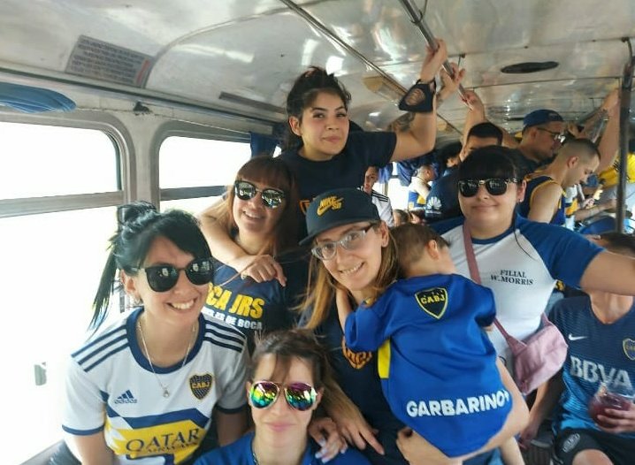 FilialHurling's tweet photo. ¡HERMOSO SÁBADO DE CANCHA! 
🥁🎺🇸🇪

Ayer pasamos un lindo dia en el templo, junto a la familia y amigos.
Aguante Boca y su gente.
💙💛💙
@SEBAS_GIANORIO
@FilialesBoca
#FilialHurlingham 
#filial_william_morris 
#villa_tesei_es_de_boca_cabj
#bosterasdemorris https://t.co/TvSBgG73d4