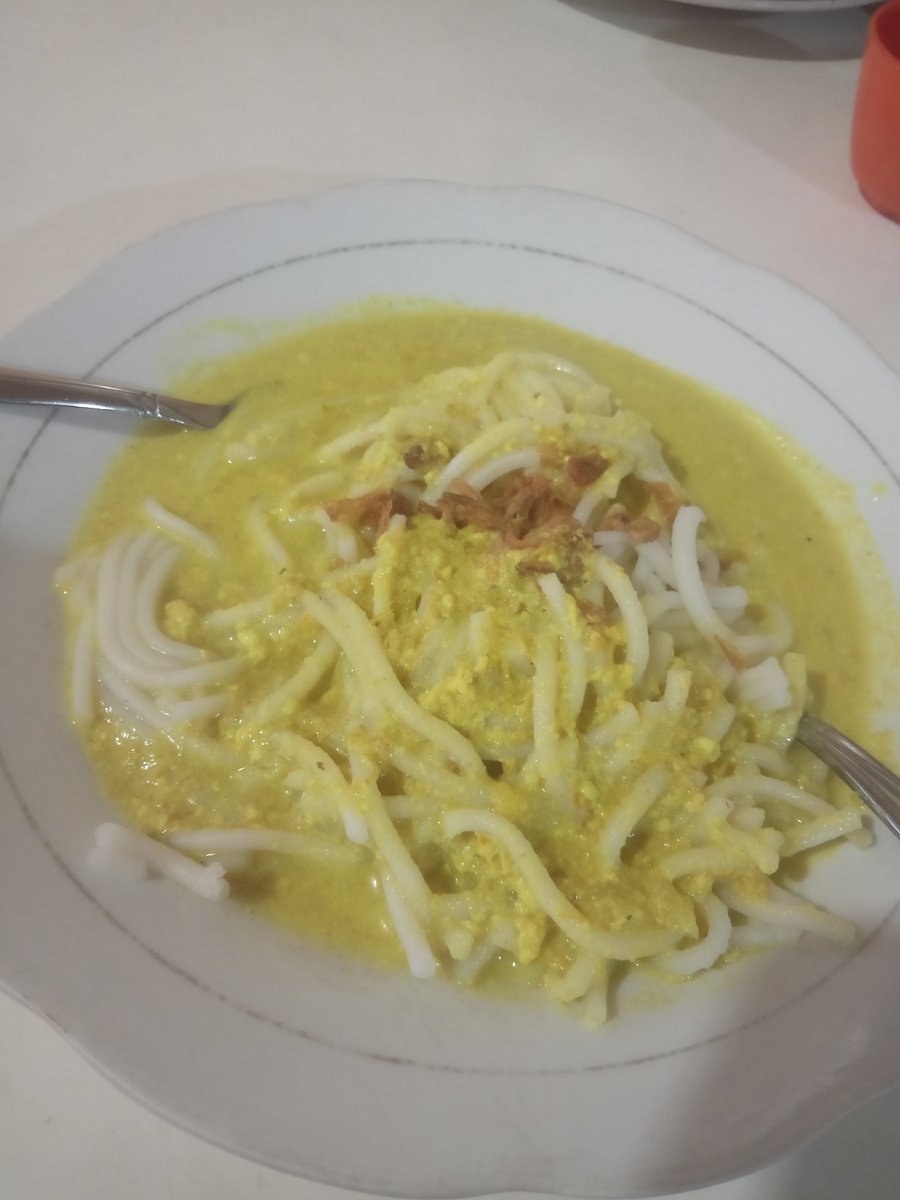 AboutPalembang's tweet photo. Peh sarapan!
#lakso https://t.co/uZaJ8bOfjU