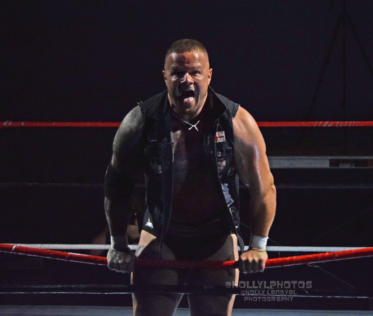 HollyLPhotos's tweet photo. . @BattleArts_PRO @Gonzalez_Jay @TysonDux @karouwrestling @ad_hutchinson
#prowrestling #professionalwrestling #indywrestling #independentwrestling #photography #sportsphotography #nikon #hollylengyelphotography #hollyLphotos
#battleartspro #survivorseries https://t.co/XOzy7GP8Rl