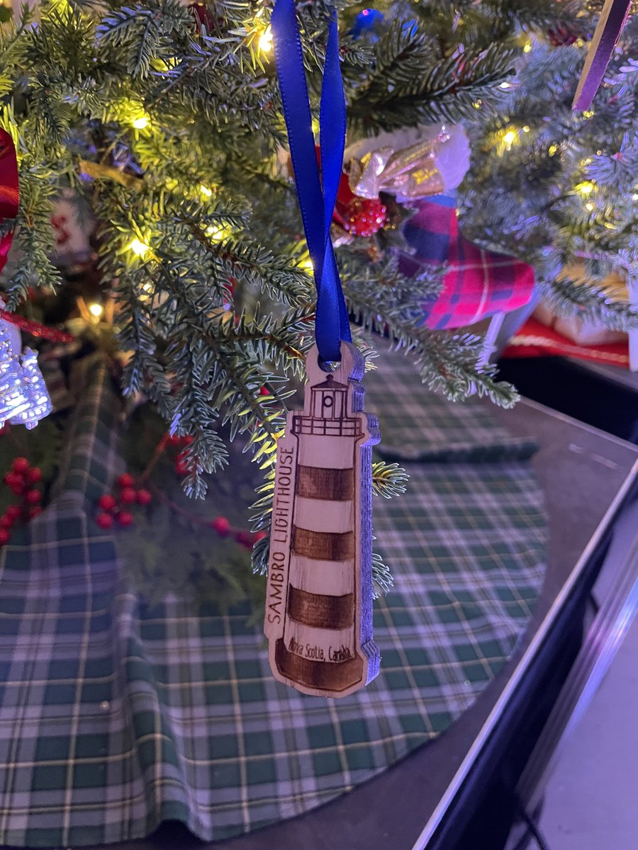 QueenoftheBB's tweet photo. . @saltscapes Your tree in the 2021 #ForestofTrees in support of @MentalHealthNS is stunning. Can you please tell me who made the #SambroLighthouse ornament that is on the tree, I really like it and I’m interesting in buying one. Thank you https://t.co/vz9Sr32fEg