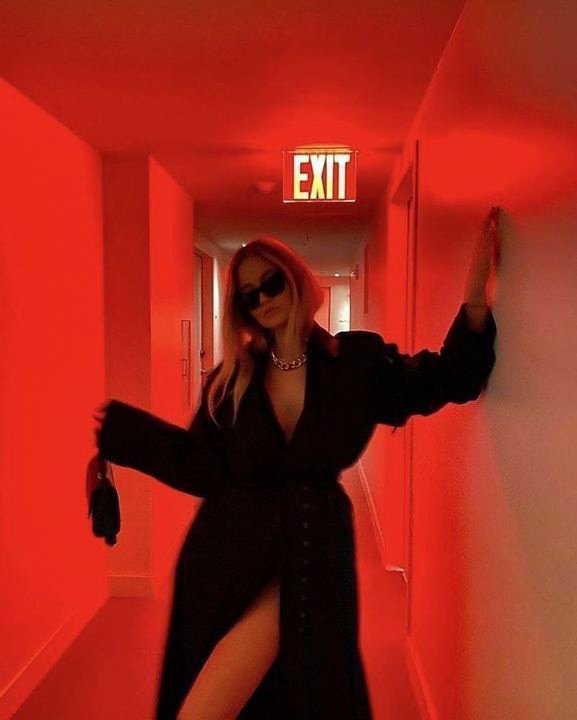 EXIT