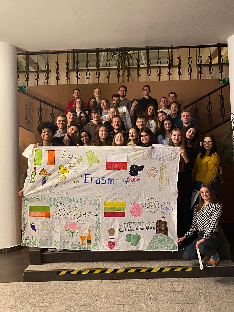 ProjektTarnow's tweet photo. Za nami już ostatni dzień wymiany. Jest nam smutno z tego powodu, ale spędziliśmy wspaniały czas na nauce różnych rzeczy i wzajemnym poznawaniu się. https://t.co/SyZJzqQKeV