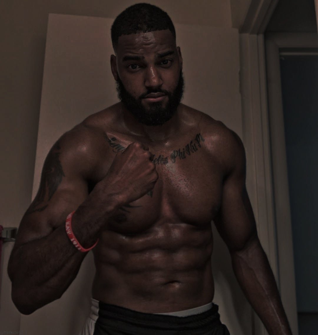 P0LICEMVN's tweet image. ㅤㅤ
❝ 𝗛𝗮𝗻𝗱𝘀 𝘂𝗽, 𝘆𝗼𝘂 𝗴𝗲𝘁 𝗮𝗿𝗿𝗲𝘀𝘁𝗲𝗱. ❞
ㅤㅤ
▬  Police officerㅤ
▬  Military and sergeant 
▬  H̶o̶r̶n̶y̶ ̶m̶a̶n̶ 
▬  Mature themes

ㅤㅤ𝐈❜𝐋𝐋 𝐁𝐄 𝐖𝐀𝐓𝐂𝐇𝐈𝐍𝐆 𝐘𝐎𝐔