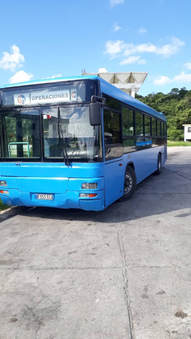 La Empresa Provincial de Transporte de La Habana se prepara para la apertura de otro lunes de victoria, garantizando la movilidad de la capital de todos los cubanos #CubaVive #DefendiendoCuba @E_RdgzDavila @MitransCuba @marta_oramas @transportehaba2