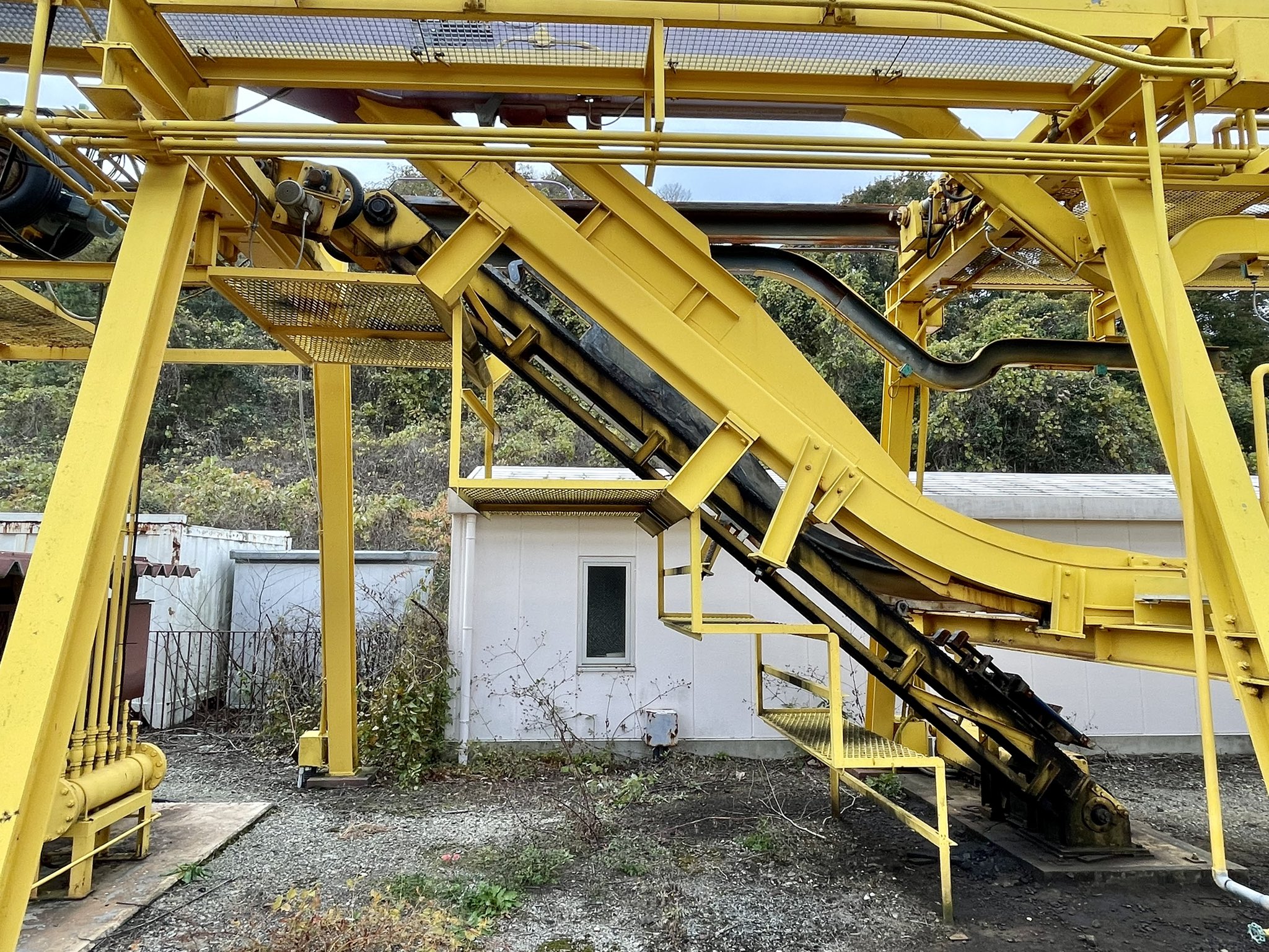 ジェットコースター男 公式 こいつもダメっぽい 北海道ルスツは冬季休園中なので 現時点で日本でフリーフォールに乗ることは不可能なのか がんばれフリーフォール T Co D7mhknyhaa Twitter