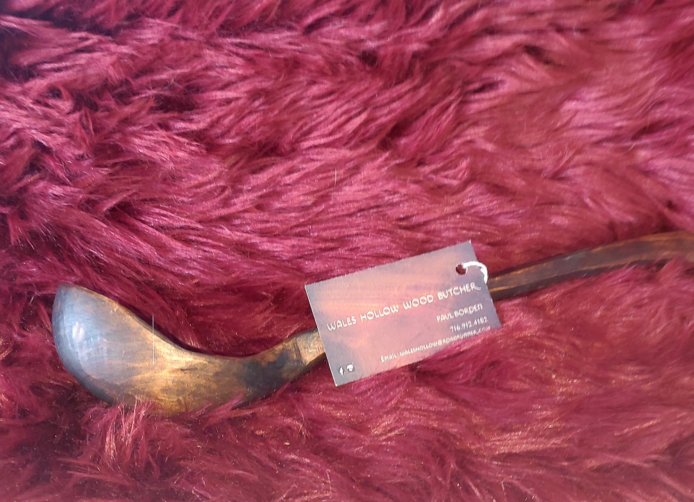 Shhhhh. Auction staying open until 9pm for select items. This handcarved wooden ladle is a stunner. And current bid is $50 - click link to buy now for $60!

cbo.io/i/1067950