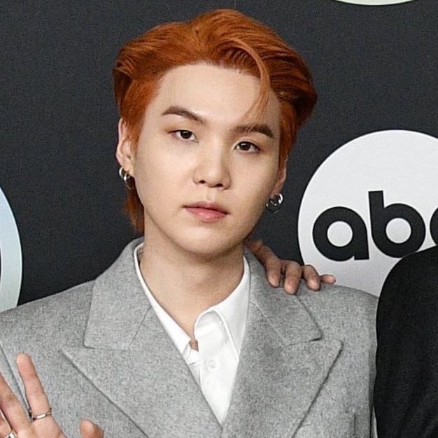 dollbtxt's tweet photo. no thoughts just yoongi https://t.co/EDDMI9OcLV