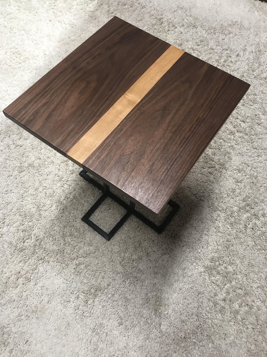This handmade table is honestly too gorgeous for words, and the picture doesn't begin to do it justice. Our Executive Director Megan did the woodwork and Foundry Small Business Owner &amp; Supervisor Beth Juliar did the metalwork. Bidding ends at 9pm.

cbo.io/i/1068013