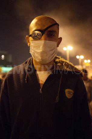 amal_hadad's tweet photo. أحمد حرارة قبل إصابته فى عينه الثانية
#محمد_محمود_مذبحة
#RememberMMahmoud
#محمد_محمود
#ذكرى_محمد_محمود.#19_نوفمبر
#اتكلم_عن_مذبحة_محمد_محمود
#المجد_للشهداء https://t.co/lmhAfj5aCI