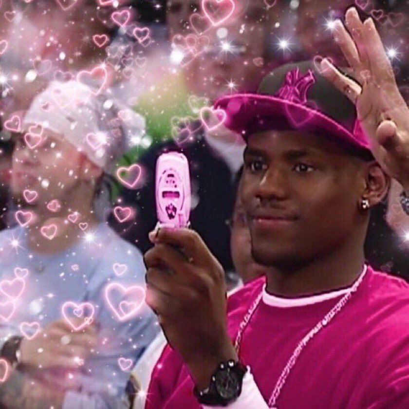 duchessofhoops's tweet photo. omg just remembered ben wallace is courtside for this pistons lakers game. he was probably watching stewart like a proud dad https://t.co/dMFvjI3uia