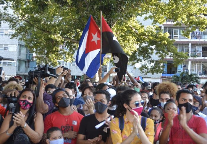 Dr. Roberto Morales Ojeda (@drrobertomojeda) on Twitter photo #CubaVive y respira en las fuerzas nobles del ánimo de los niños y en la convicción, entusiasmo y grandeza de sus jóvenes. #SomosContinuidad #LaFuerzaDeUnPais #VamosPorMas
<a href="/DiazCanelB/">Miguel Díaz-Canel Bermúdez</a> #CubaVive y respira en las fuerzas nobles del ánimo de los niños y en la convicción, entusiasmo y grandeza de sus jóvenes. #SomosContinuidad #LaFuerzaDeUnPais #VamosPorMas
<a href="/DiazCanelB/">Miguel Díaz-Canel Bermúdez</a>