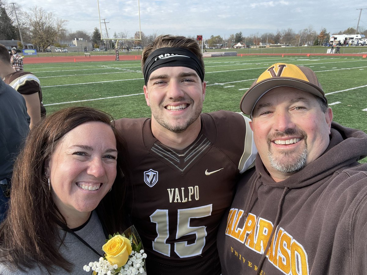 CoachKHaugh's tweet photo. Doug played his final college FB game on Sat. His time with @valpoufootball has allowed him to grow into a young man who is well-prepared for what comes next in his life. Always so proud to be his dad! #HailCrusaders #BeABeacon https://t.co/3L6iQPc91C