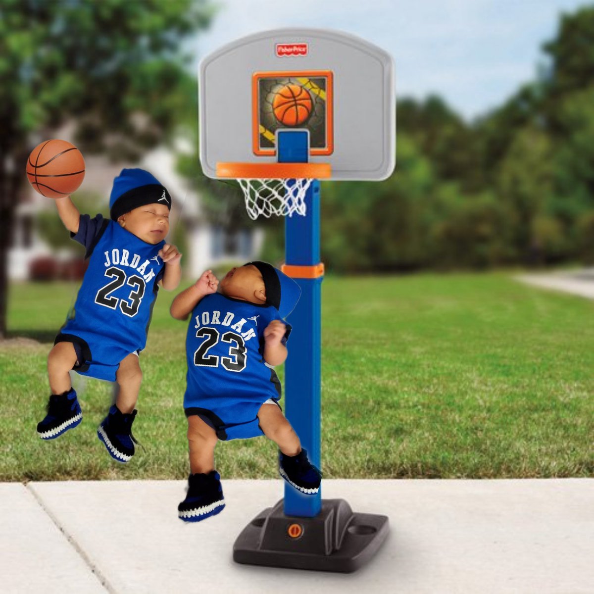 imtoochrispy's tweet photo. #WarriorsGround go dubs! https://t.co/GyrLvB92aA