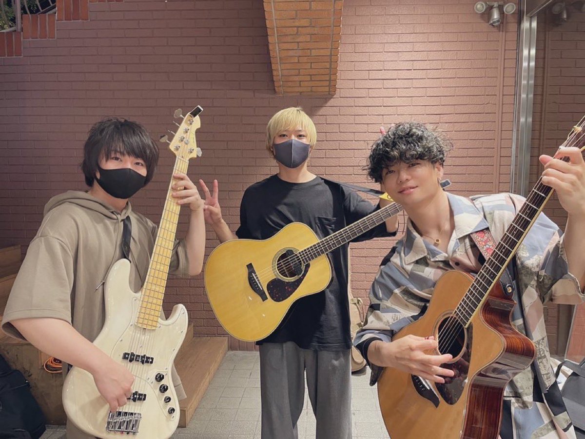 BOOOST_Official's tweet photo. 2021.11.22
BOOOST となってから
2年が経ちました。
皆さまいつも応援いただき、
誠にありがとうございます。
楽曲制作、ライブ・イベントなど、
今できることを精一杯頑張ります‼️
引き続き応援の程
よろしくお願いします✨
#BOOOST #ブースト #2周年
@BOOOST_May
@BOOOST_U_key
@BOOOST_Gassy https://t.co/yTglx6Y6R0