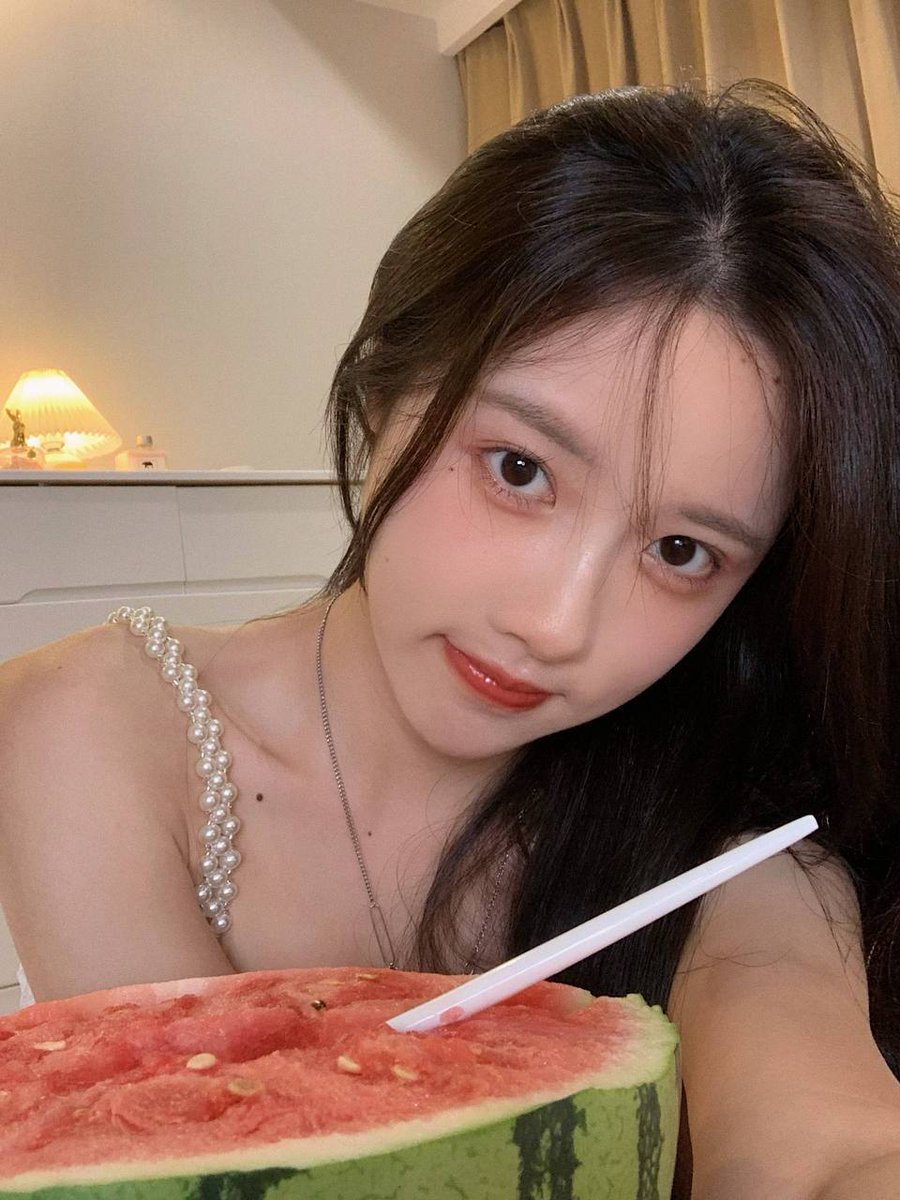 GrilMassage's tweet photo. Whatsapp:965 5061 7473
This evening with me 
style.... 
Come slim #fat massage body to body and dating in Kuwait https://t.co/4g42AaVWgh