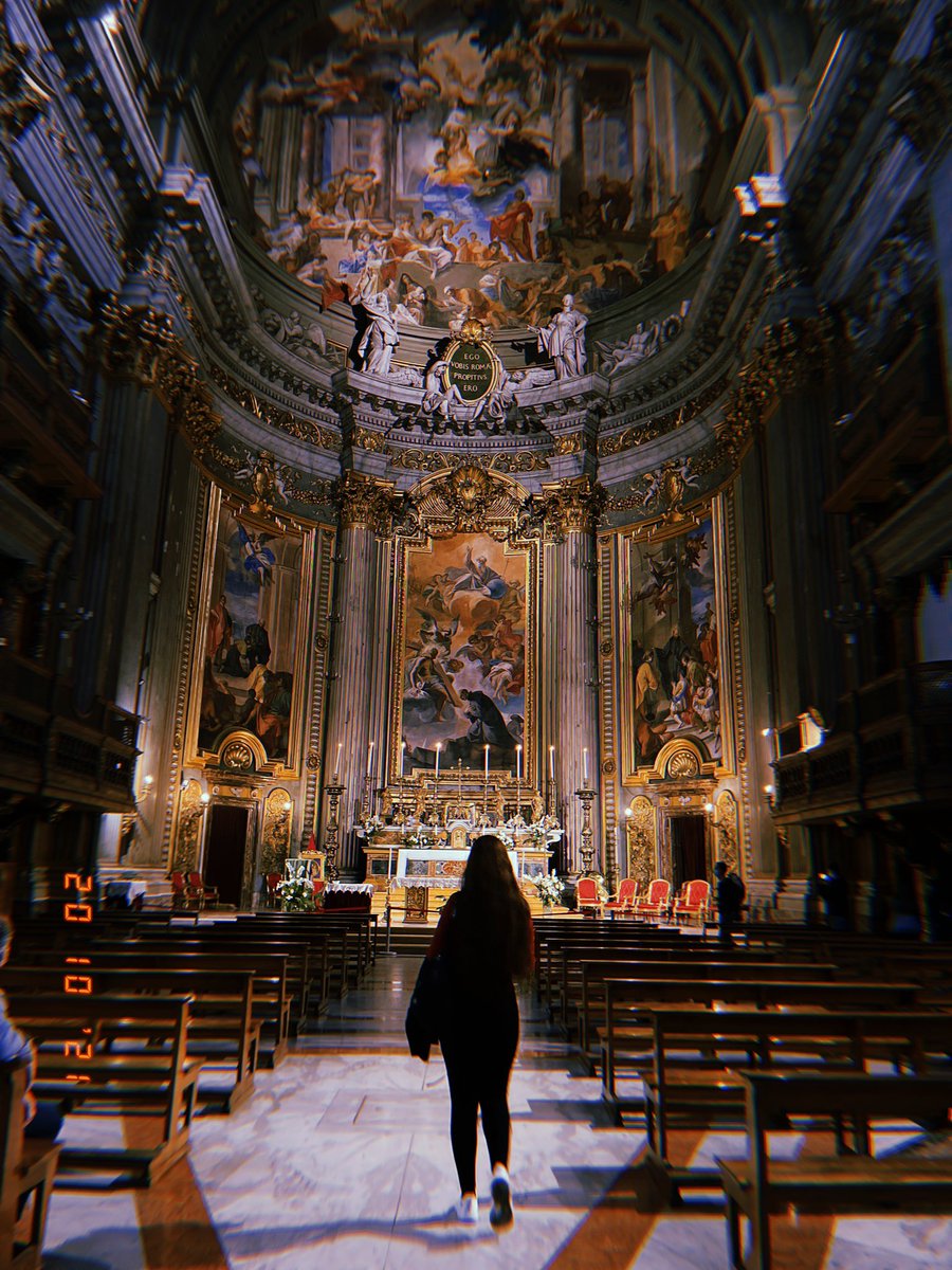 QKDurrani's tweet photo. To Church! 

#rome #church #santIgnazio https://t.co/ZXrab5e3xD