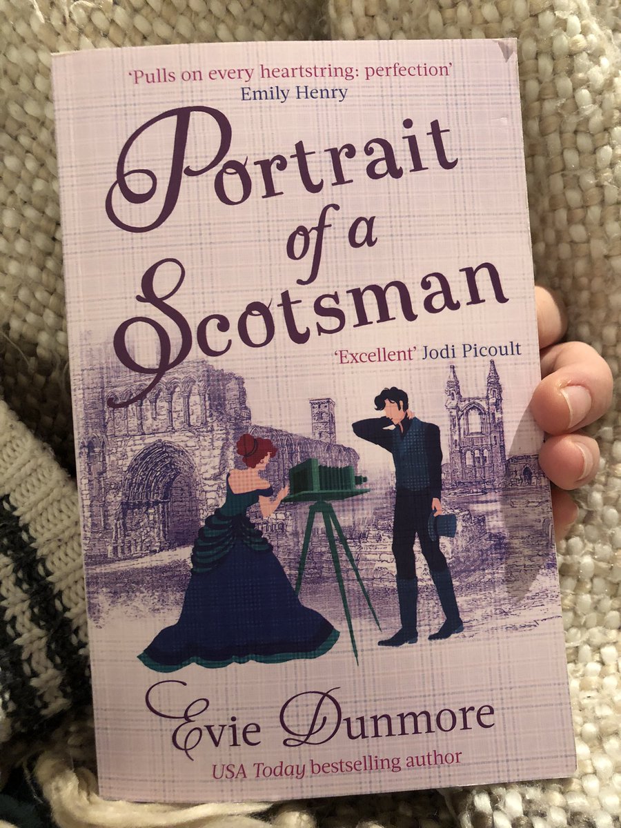 kathonysdaisy's tweet photo. Iβm almost 300 pages into this book (aka almost done with it) and I freaking love it! Itβs funny and dark and romantic and sexy and I just love it π₯π₯π₯ Another must-read! π
#PortraitofaScotsman #HistoricalRomance #EvieDunmore https://t.co/QegqHeNBp5
