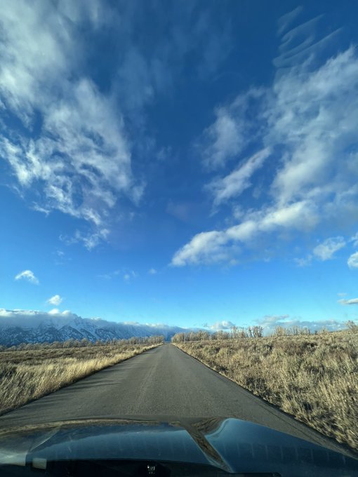 wyoming was a dream https://t.co/Y34gBo6YtO