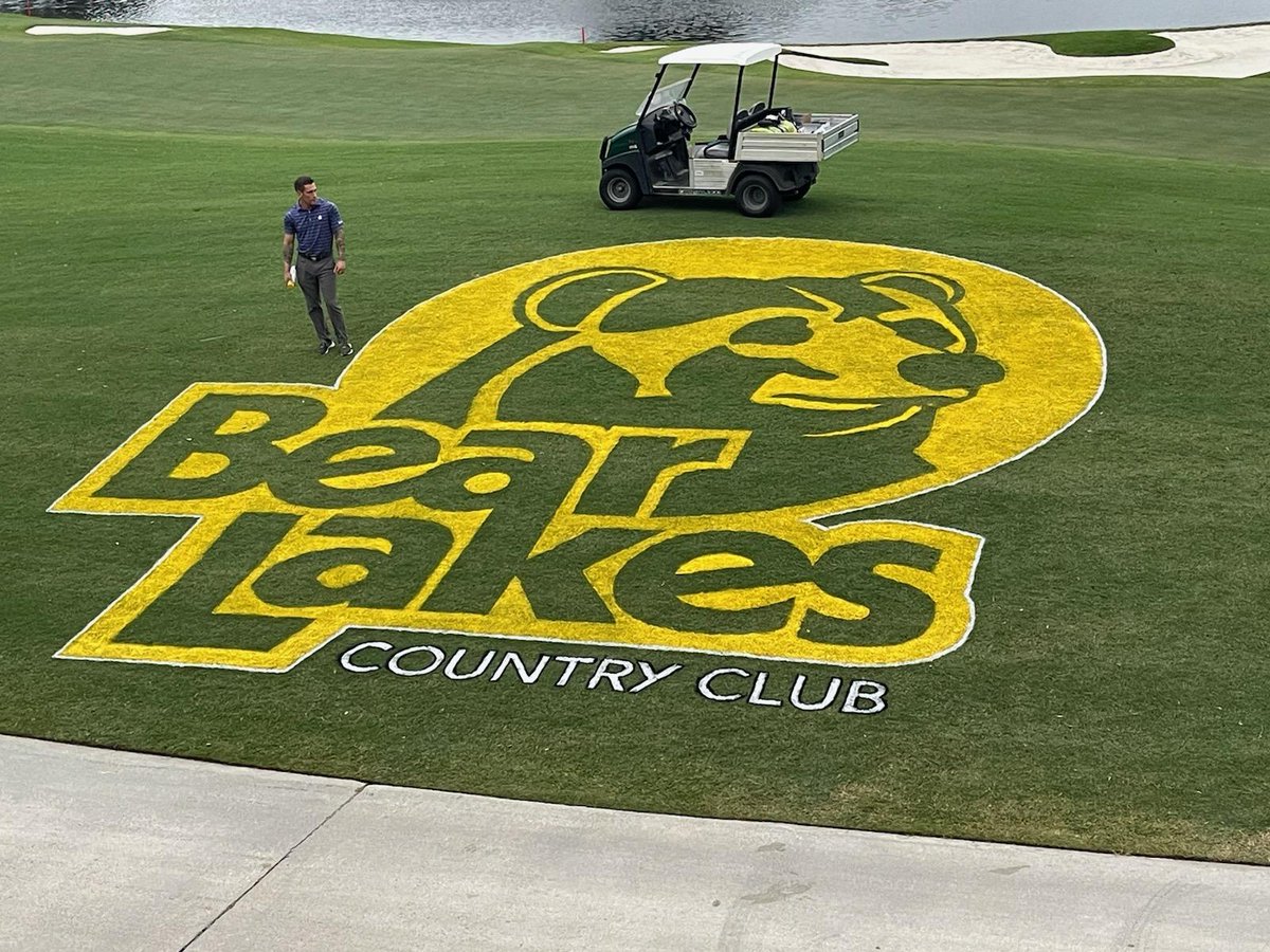 It's the details that seperate good from great. #gcsaa #gcm #turf