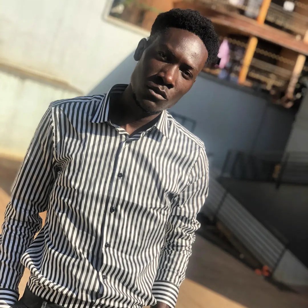 BlackAfro10's tweet photo. #NewProfilePic https://t.co/3YxEEVE9G2
