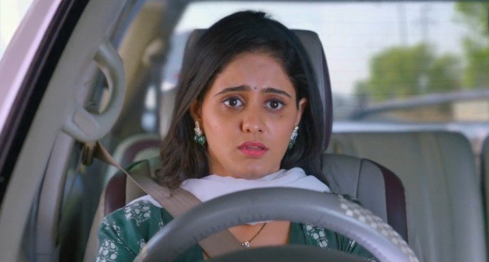 Lahari84465712's tweet photo. Flustered 
Nervous
Happiness
Firece
Shades of sai 🥺💚
#AyeshaSingh 
#GhumHaiKisikeyPyaarMeiin https://t.co/IPsn8P6ECr