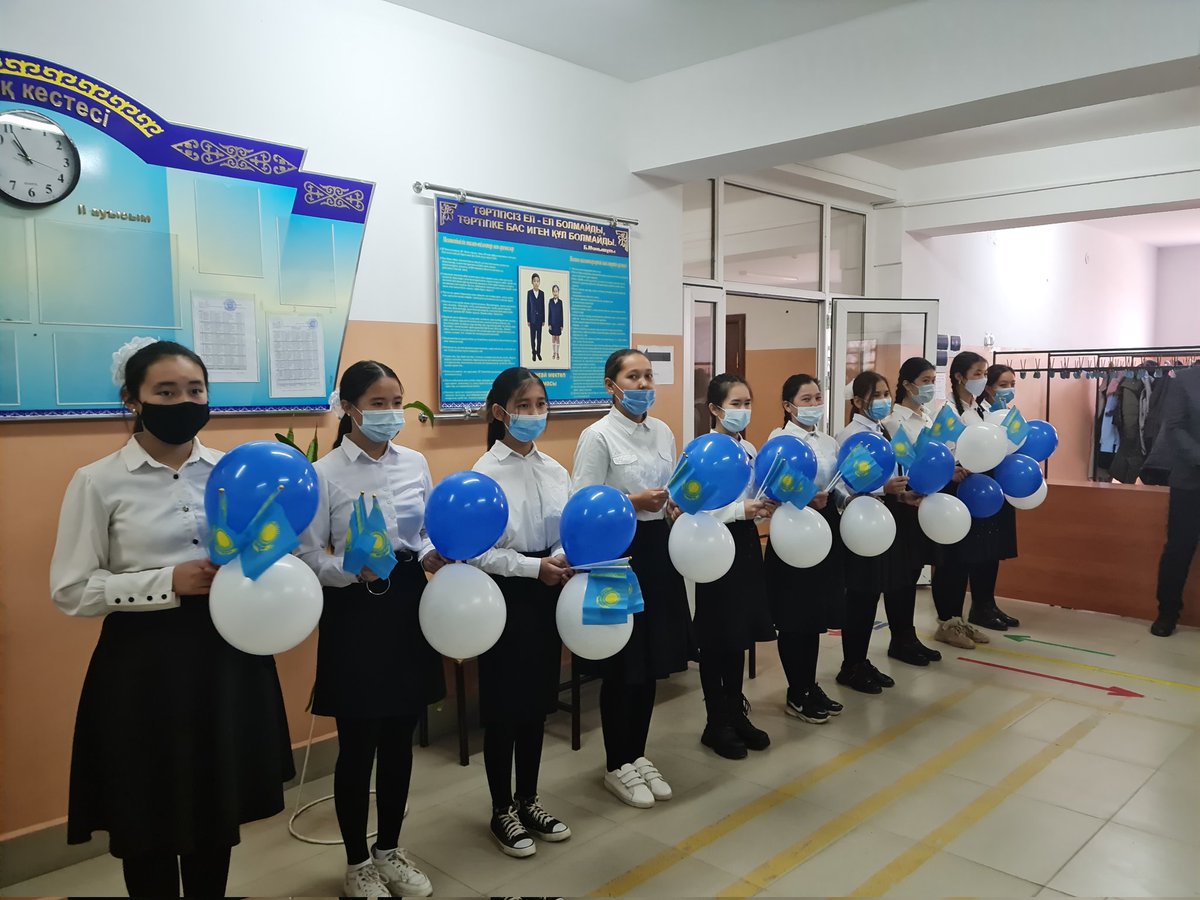 Представитель ЮНИСЕФ <a href="/arthurvandiesen/">Arthur van Diesen</a>: "Пандемия COVID-19 еще раз доказала, что подключение школ и учеников к интернету чрезвычайно важно для гарантии равного доступа каждого ребенка к образованию и новым знаниям. Я рад, что Казахстан поддержал инициативу #GIGА.