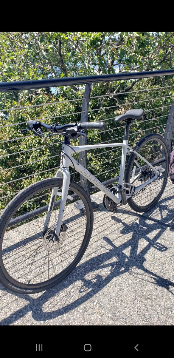 hou_ryan76's tweet photo. @vicpdcanada my bike was stolen from the inner harbor bike racks across from the CANADA sign, tonight (the 21st) between 5:30 and 9:30pm. Please even on the lookout! https://t.co/ABKXtjnA9P
