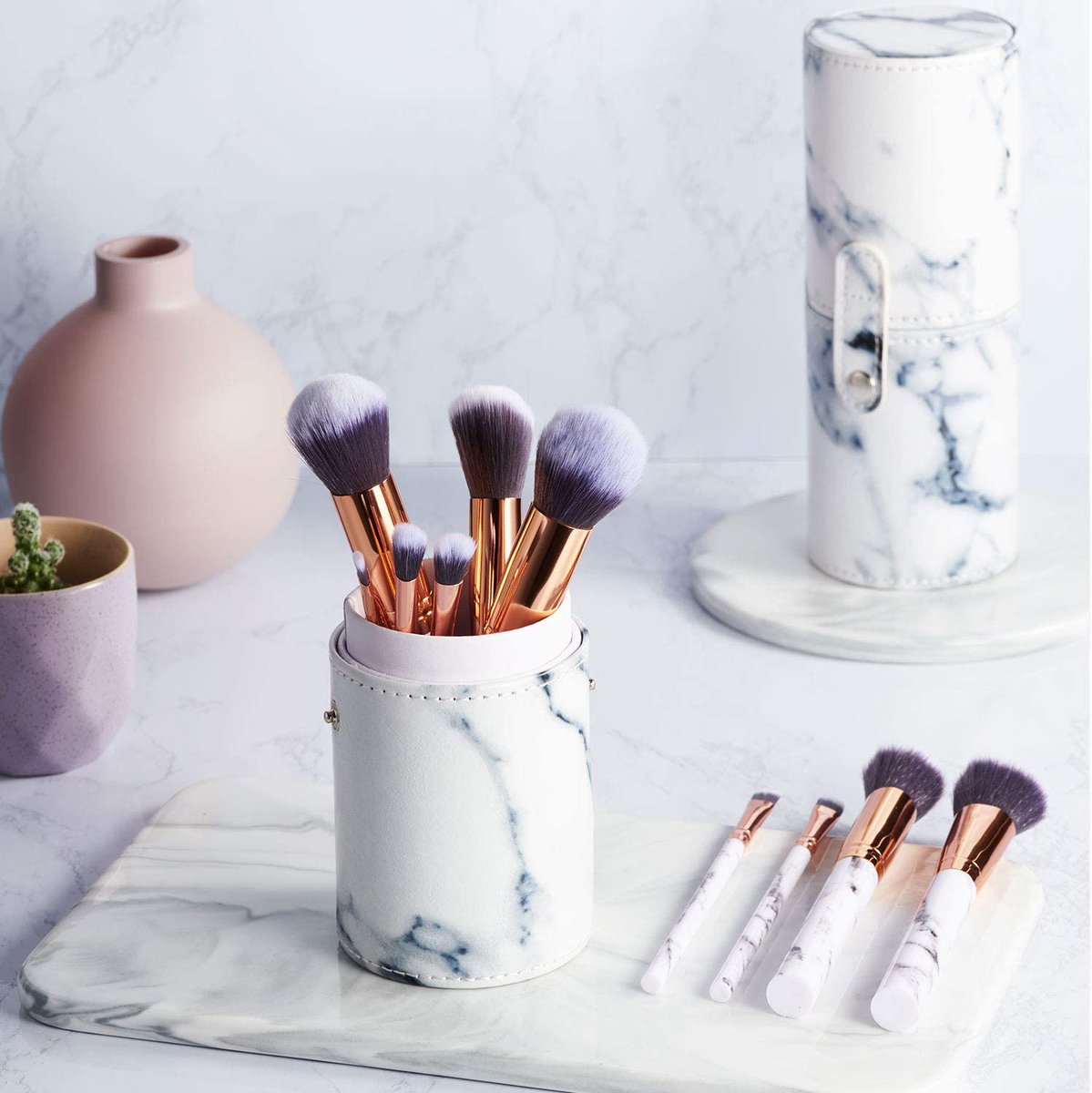 mostcosbeauty's tweet image. Welcome to custom makeup brush OEM with private label from us, as a professional makeup brush factory, we will offer high quality, professional service and affordable price to support your brand development.
#bellezard #maquillajeojos #bellezaysalud #maquillajenatural