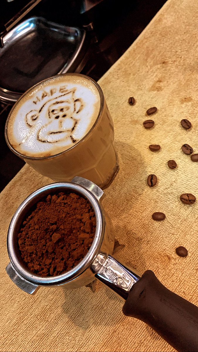 mrpresidentsmq's tweet photo. I just make this latte art to celebrate 1 month I joined Hapebeast community.
I just push my limit to the max to make this art lol...
but all of u can see the result, its look like GORILA LOL !!!!
@DigimentalLDN @HAPEBEASTGANG
#digimentalLDN #HAPEBEAST #HAPEBEASTGANG https://t.co/mCg7ht48r9
