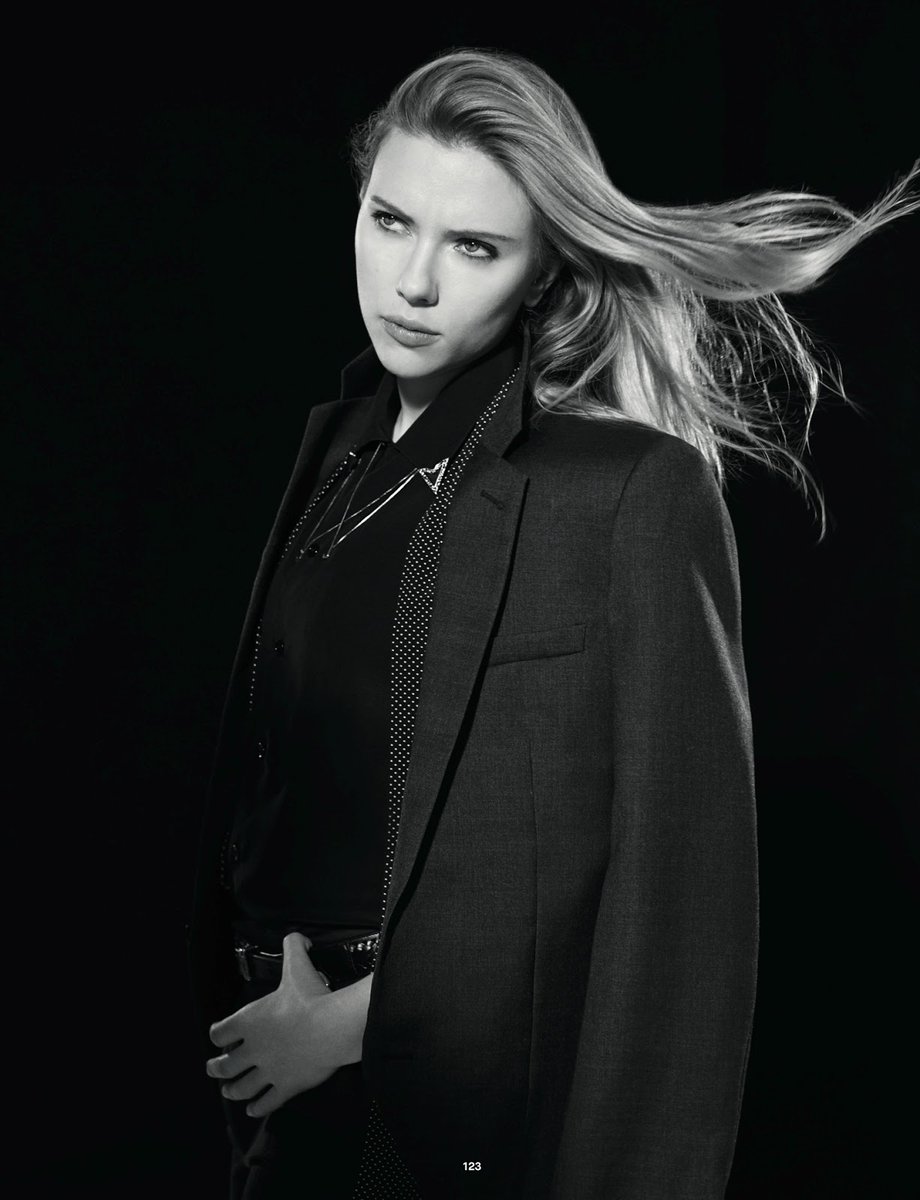 Happy birthday to the most beautiful woman on the planet so is I talk about Scarlett Johansson. 